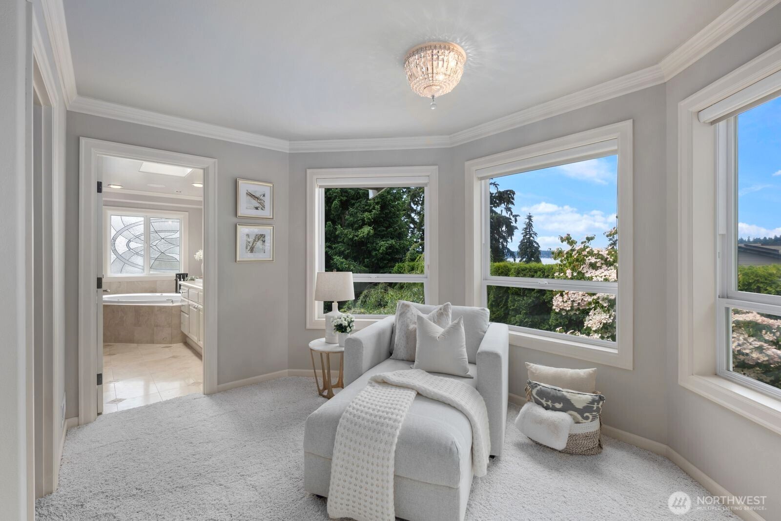 1610 8th Street W