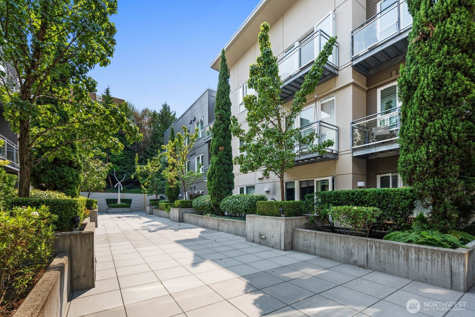 375 Kirkland Avenue Unit: 329