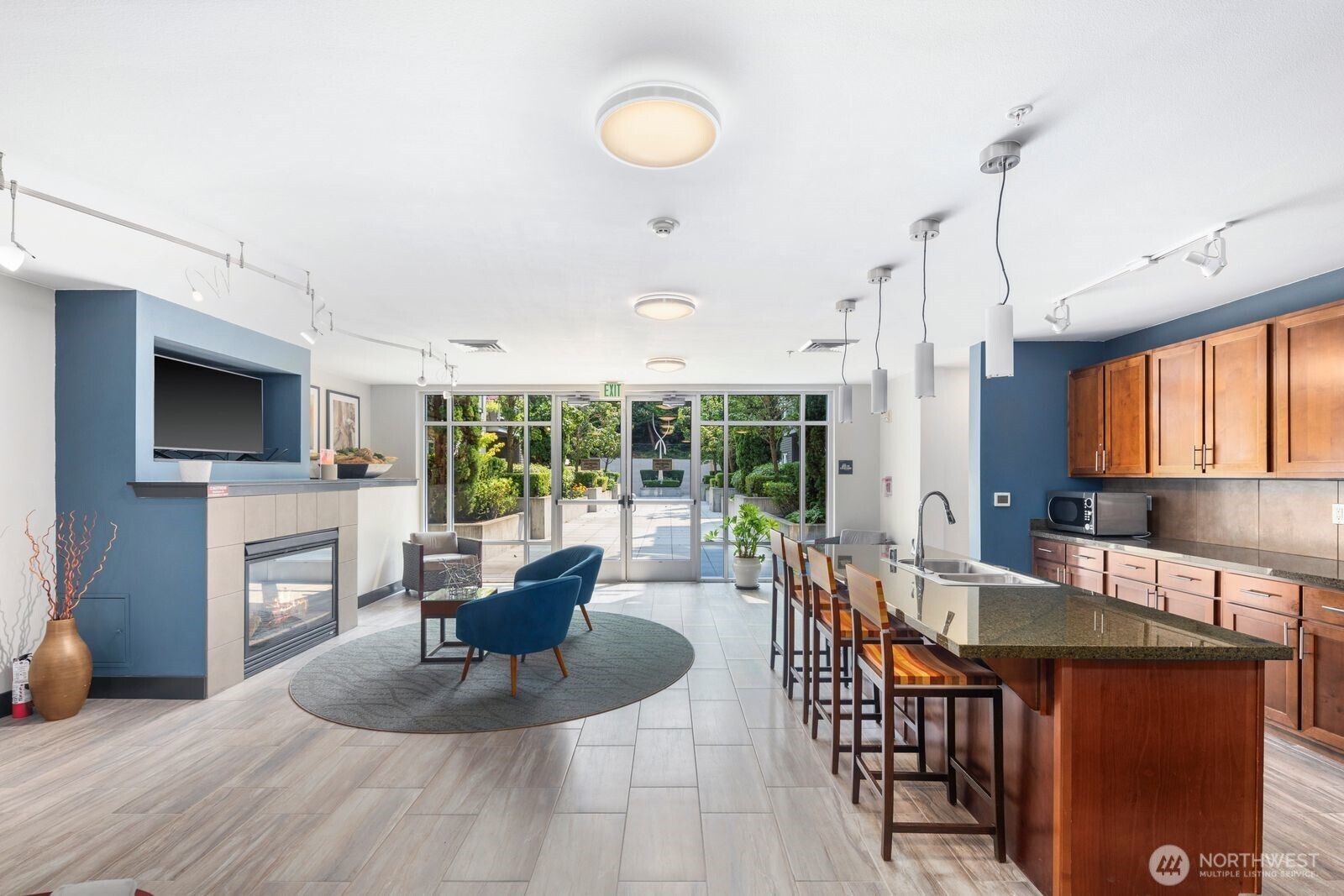 375 Kirkland Avenue Unit: 329