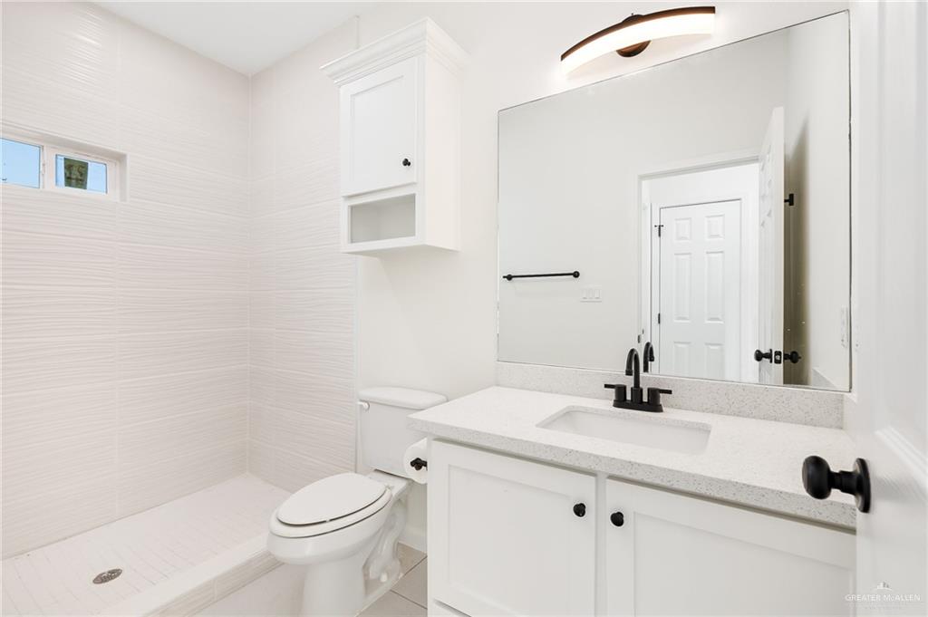 512 S Maryland Street