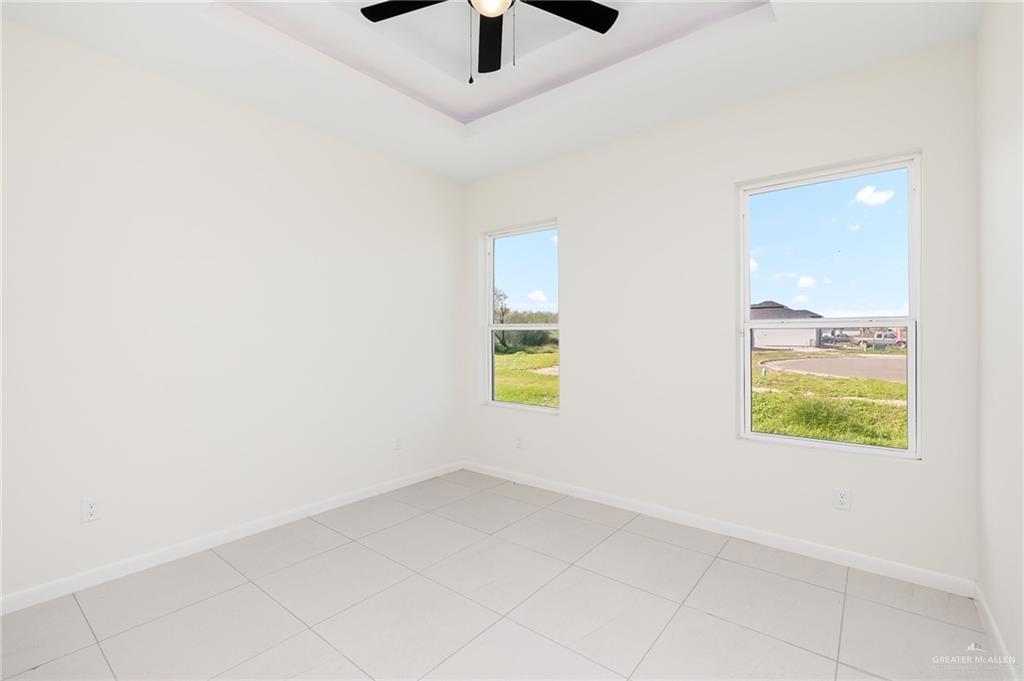 512 S Maryland Street