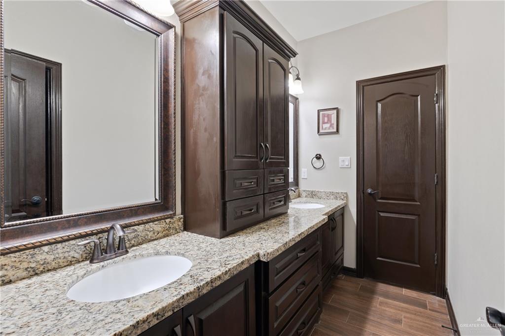 3501 N Toledo Street