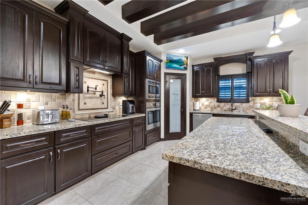 3501 N Toledo Street