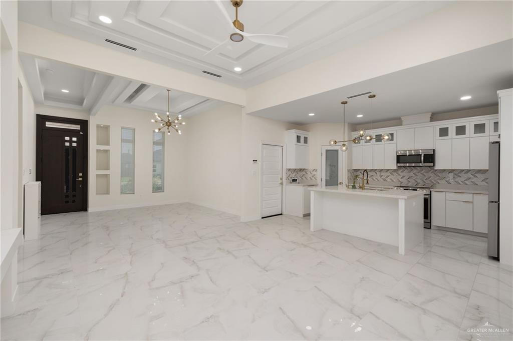 6105 N Pedaso Del Sol Street