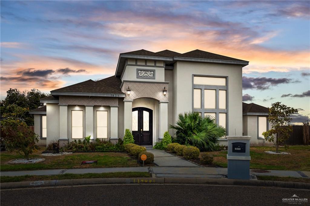 1405 Hummingbird Drive