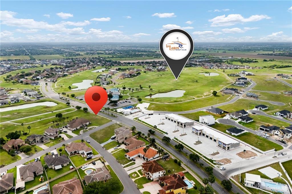 1920 Woods Drive East Street