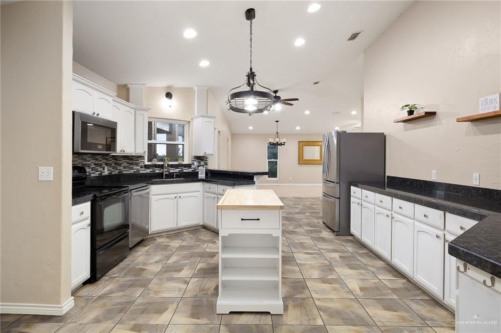 21201 Buck Fawn Drive