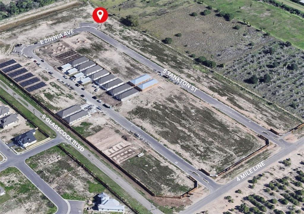 3509 E Zinnia Avenue