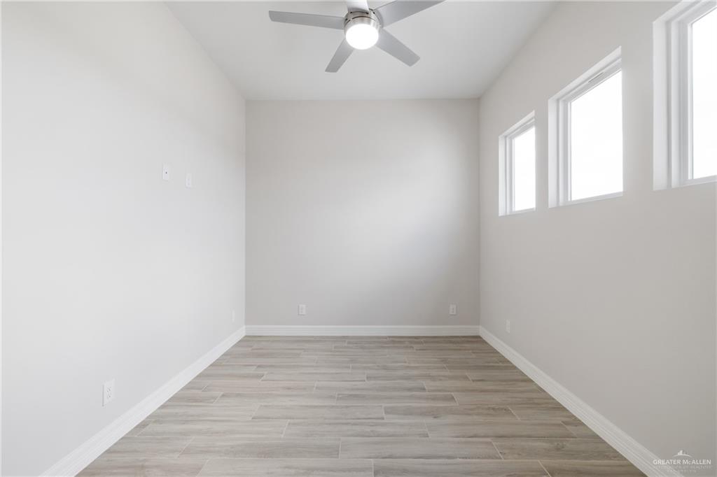 2712 E Bvlgari Drive