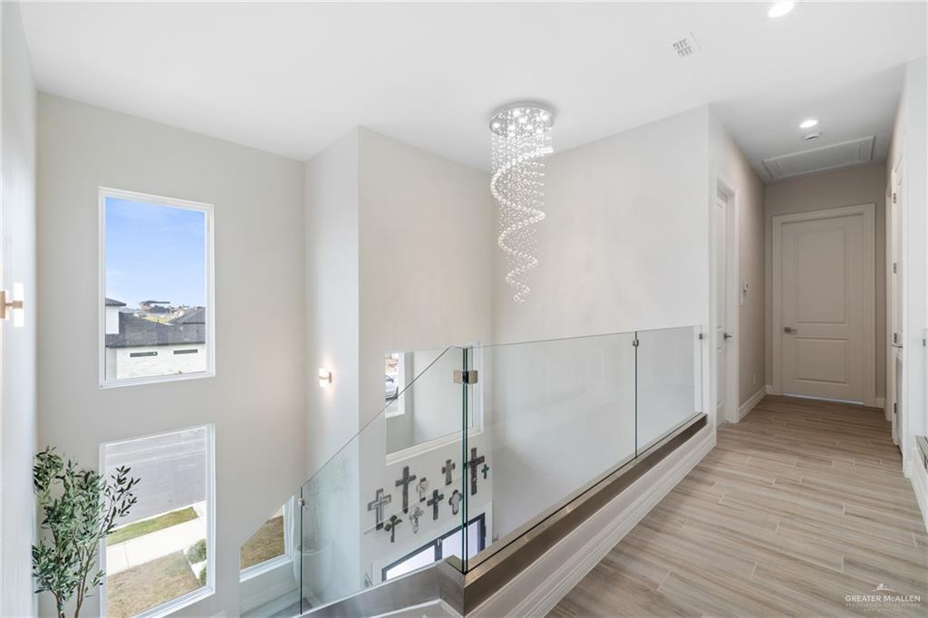 2712 E Bvlgari Drive