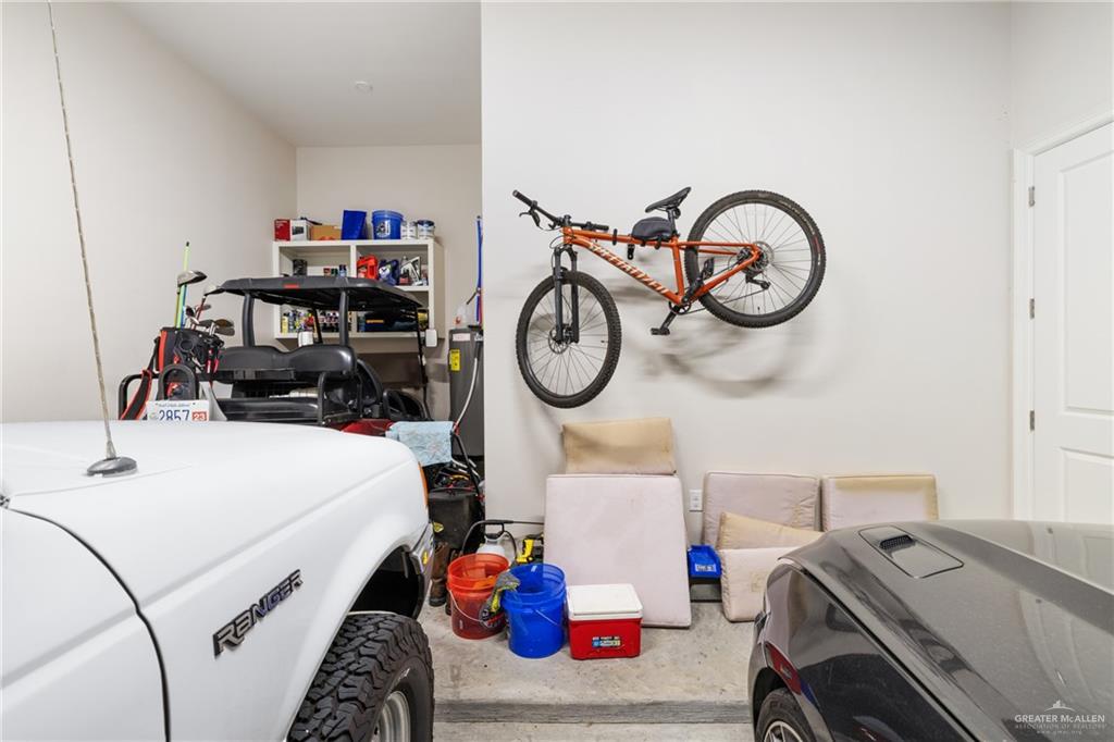 2712 E Bvlgari Drive