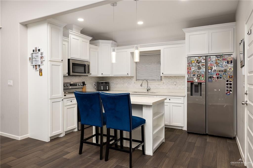 3421 Dessert Inn Drive