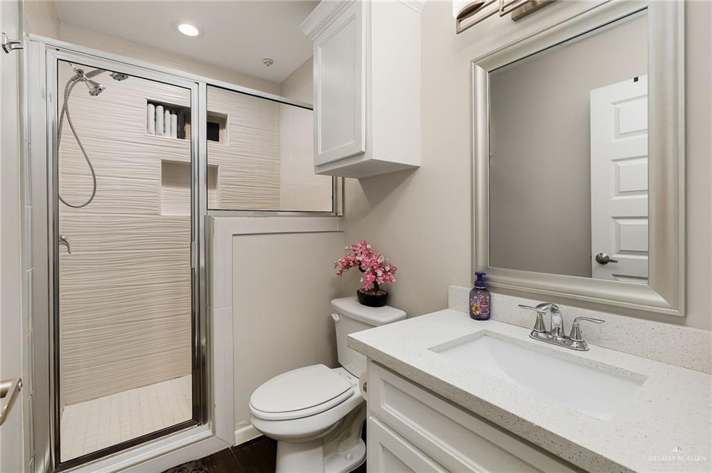 3421 Dessert Inn Drive