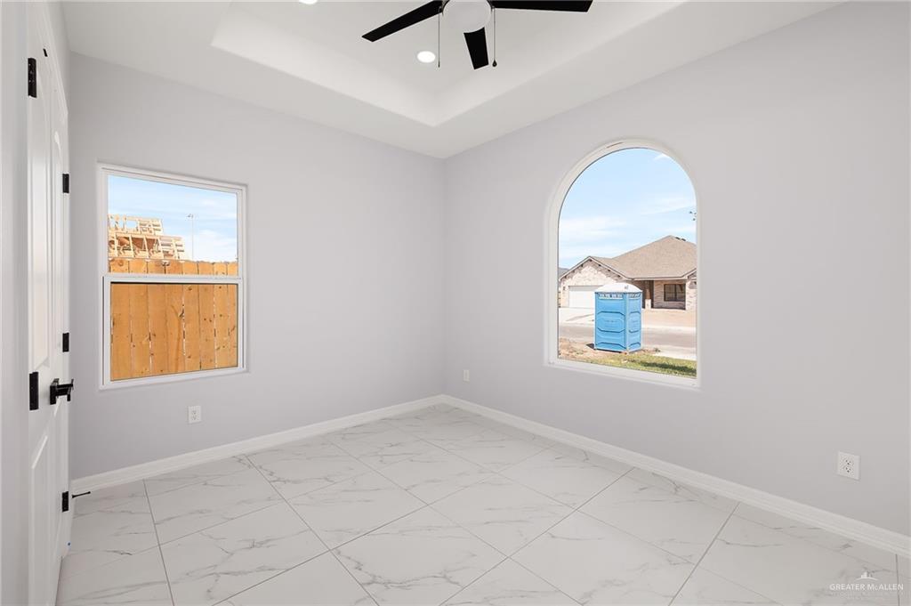 8103 N 49th Lane, McAllen