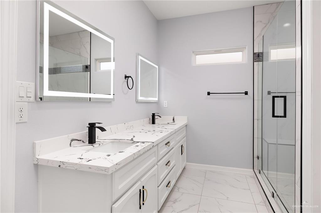 8103 N 49th Lane, McAllen