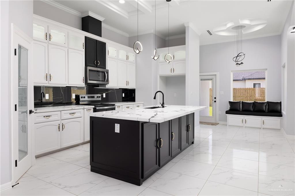 8103 N 49th Lane, McAllen