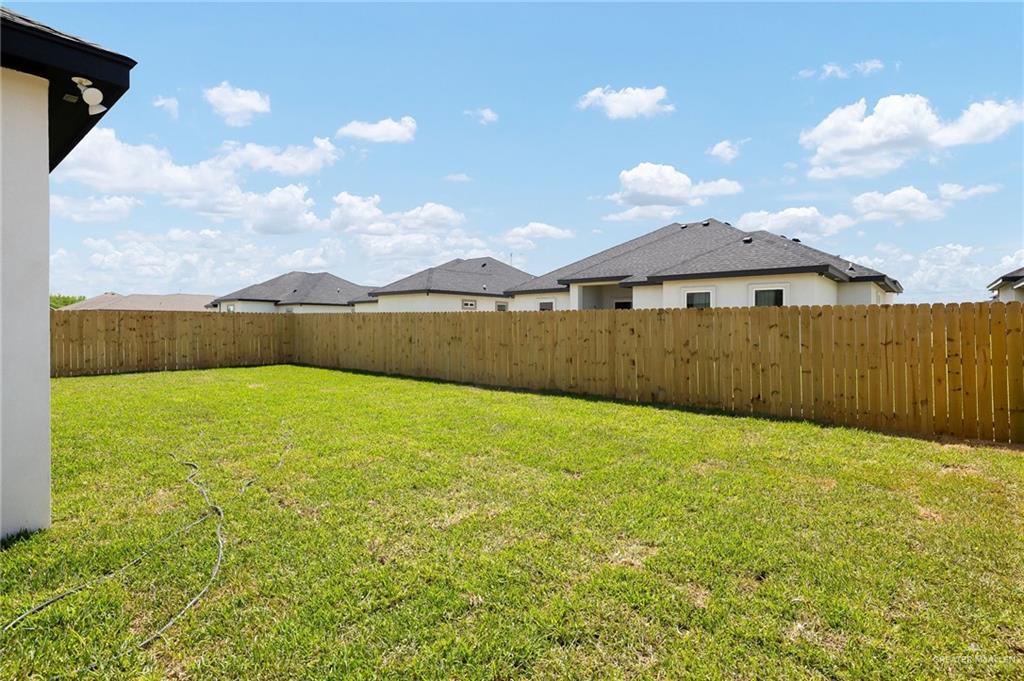 8103 N 49th Lane, McAllen