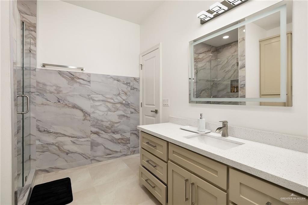 6000 N Rayo Del Sol Street