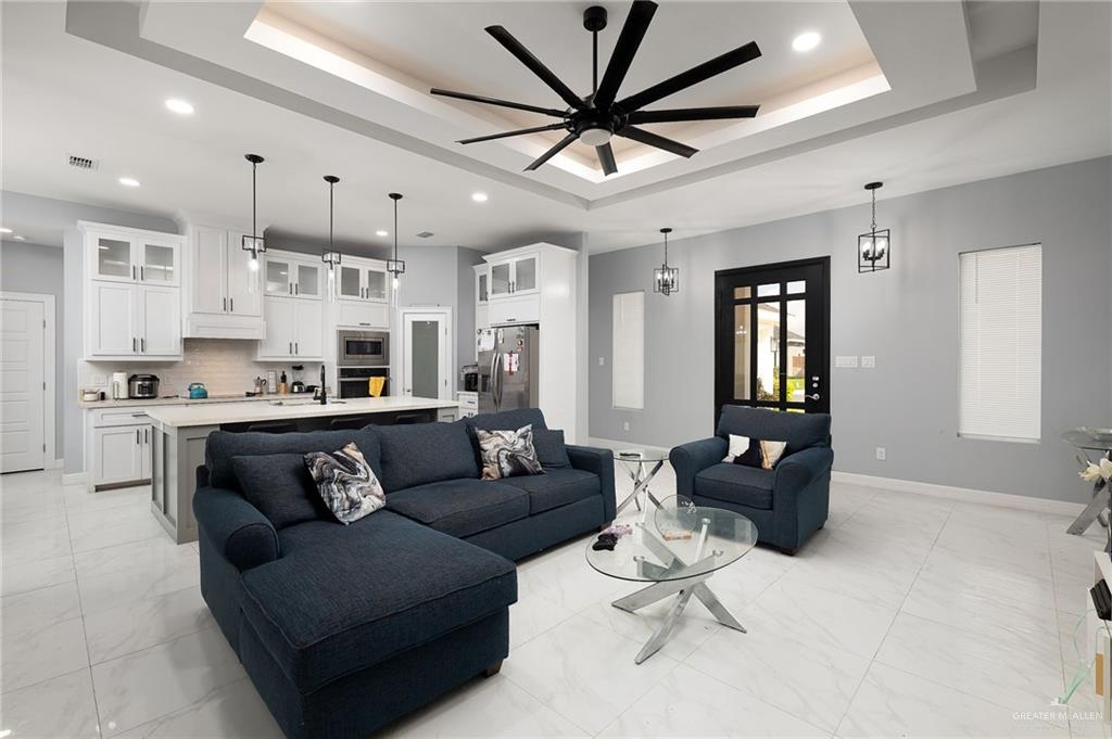 1109 Lorelai Drive