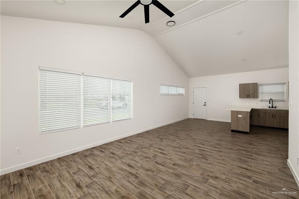 2608 Robin Road