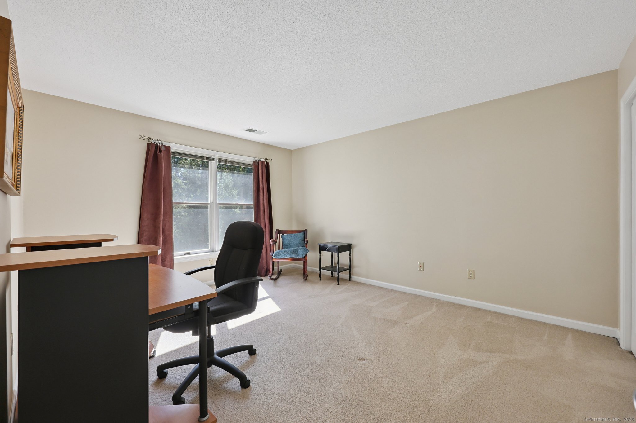 17 Fox Hollow Drive 17