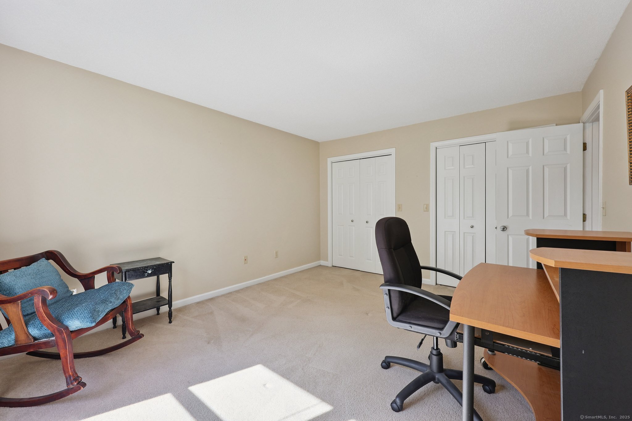 17 Fox Hollow Drive 17