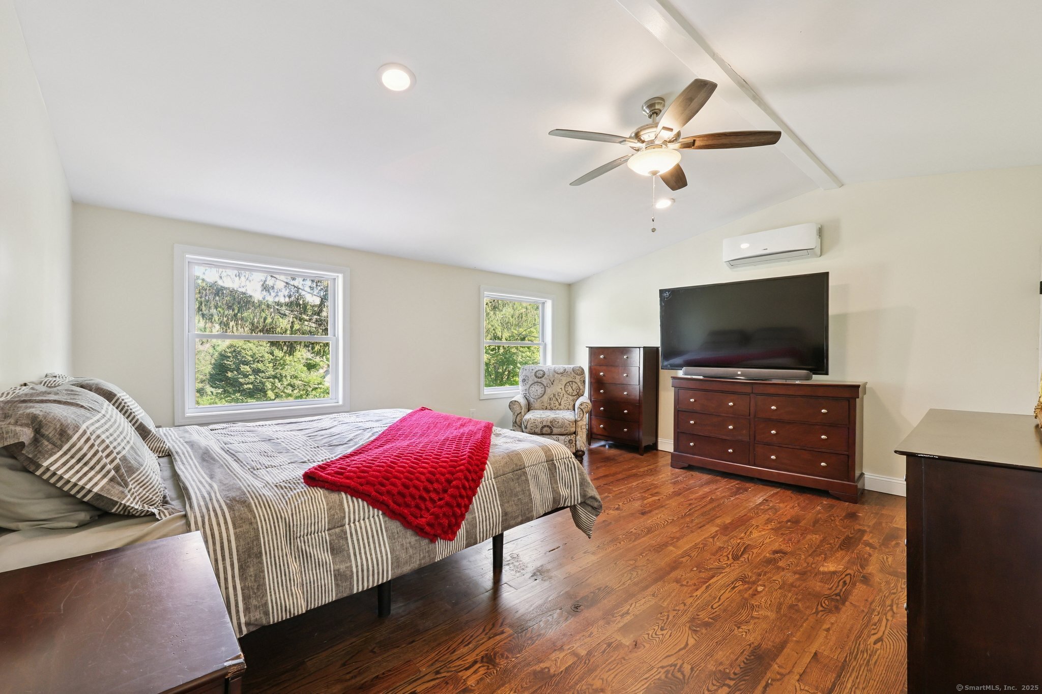 143 North Mountain Road