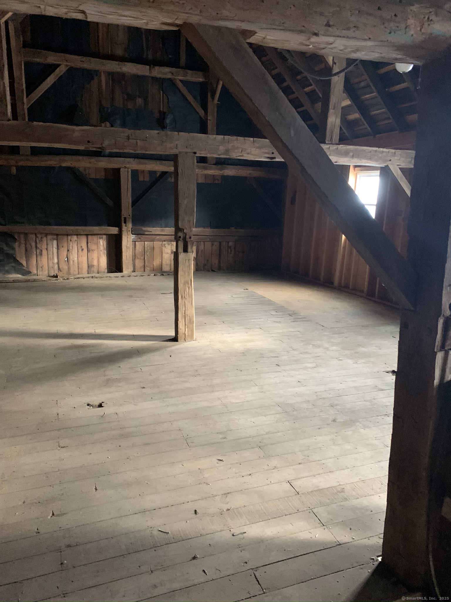 143 North Mountain Road