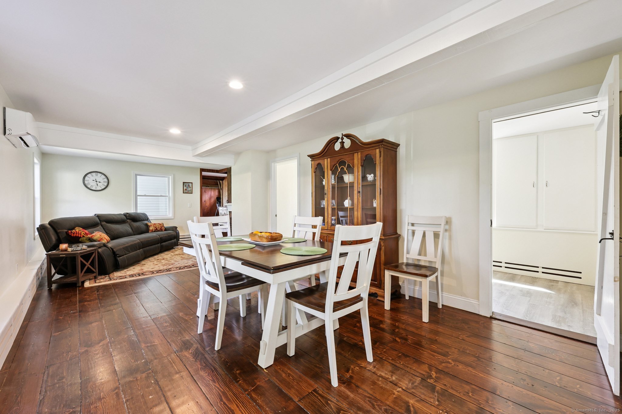 143 North Mountain Road