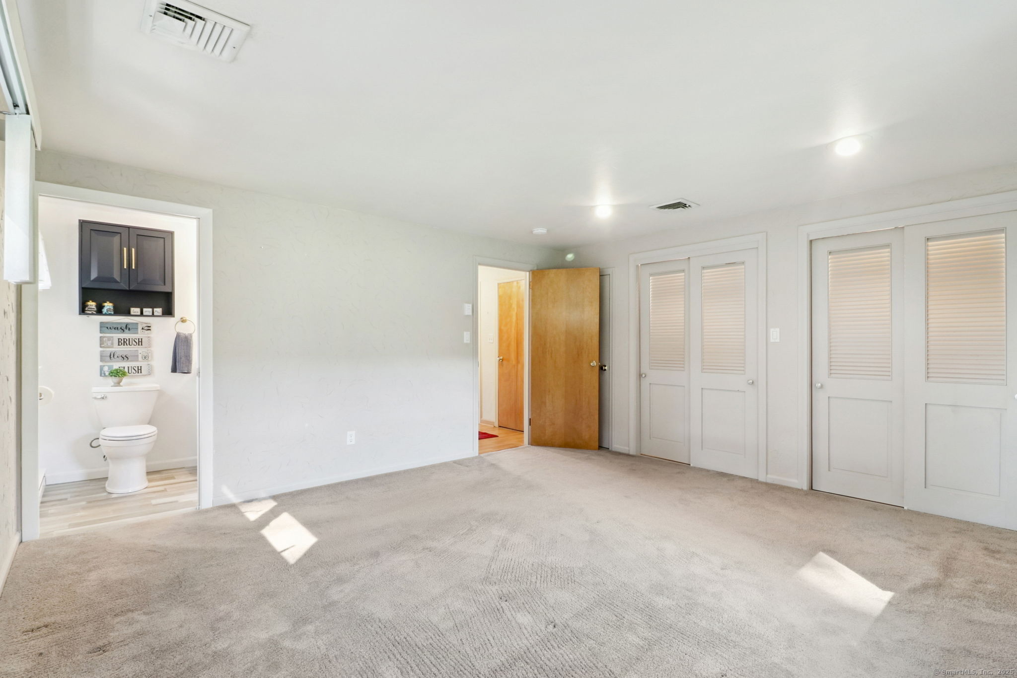 17 Valley View Drive