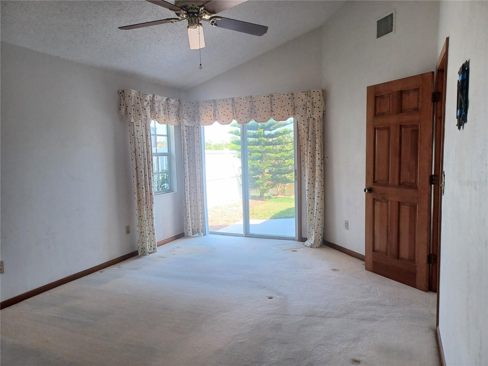 15 NANTUCKET DR