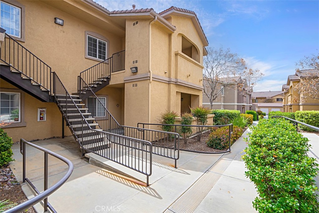 41410 Juniper Street 1524
