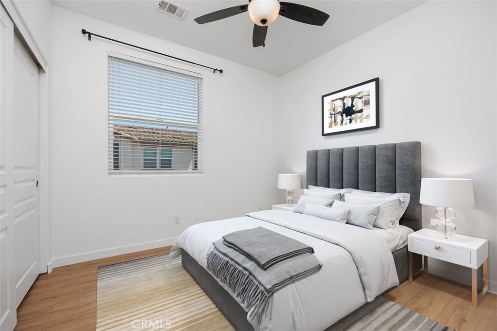 414 Avenida De La Luna