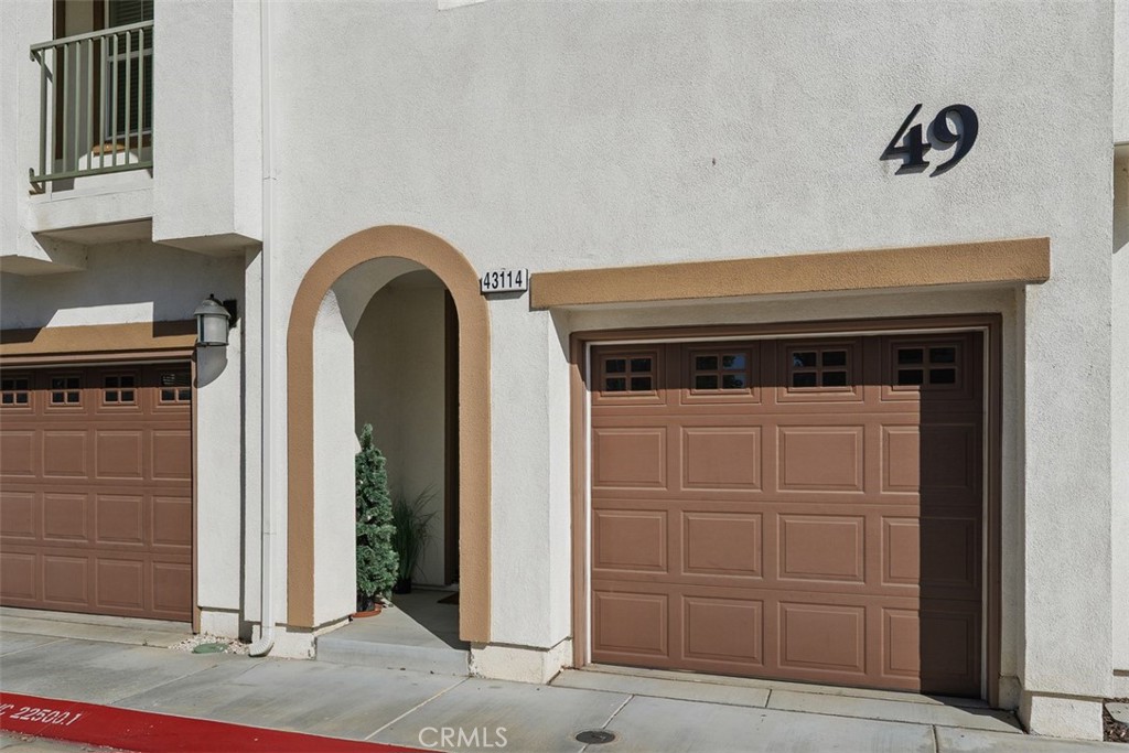 43114 Avenida Abril