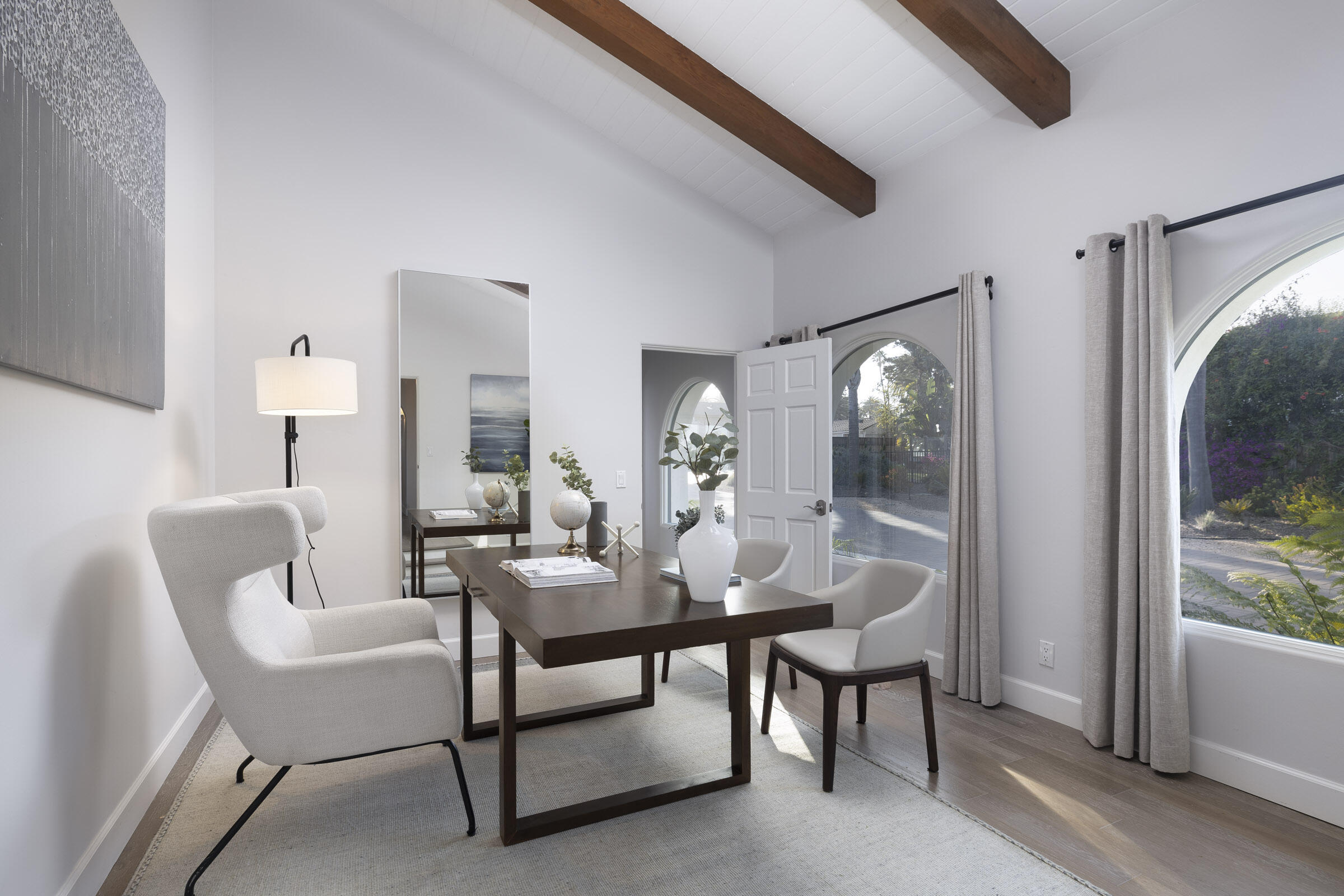 1409 Shoreline Drive