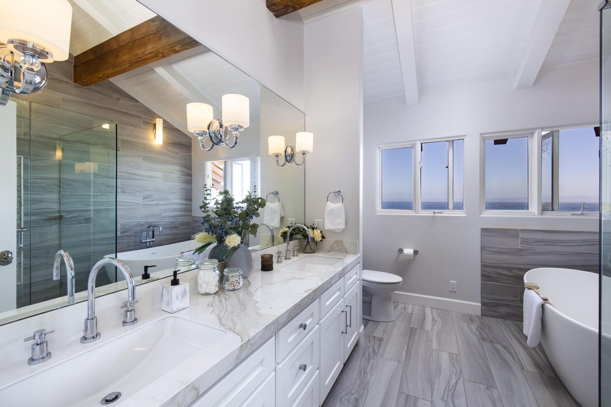 1409 Shoreline Drive