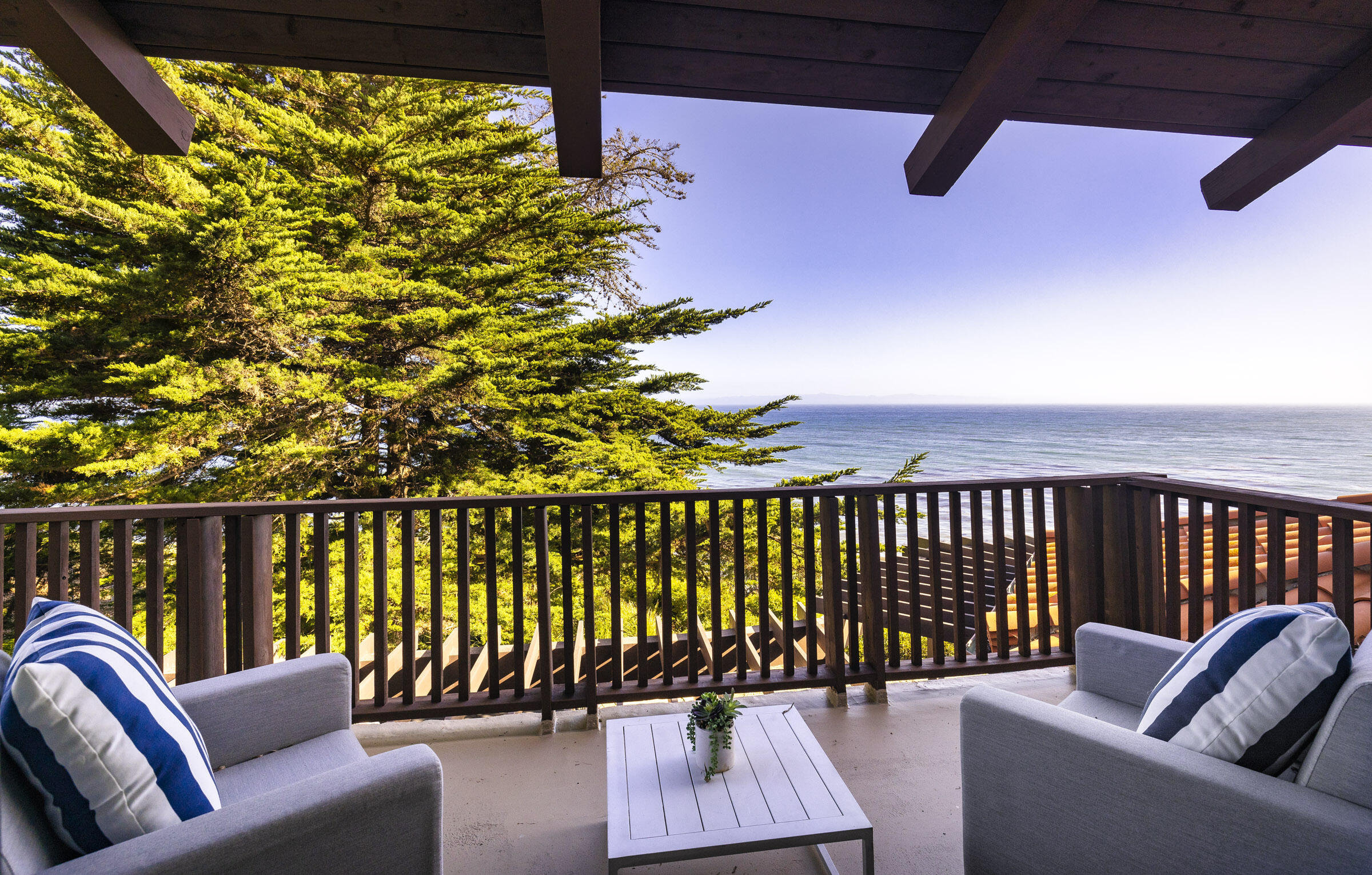 1409 Shoreline Drive