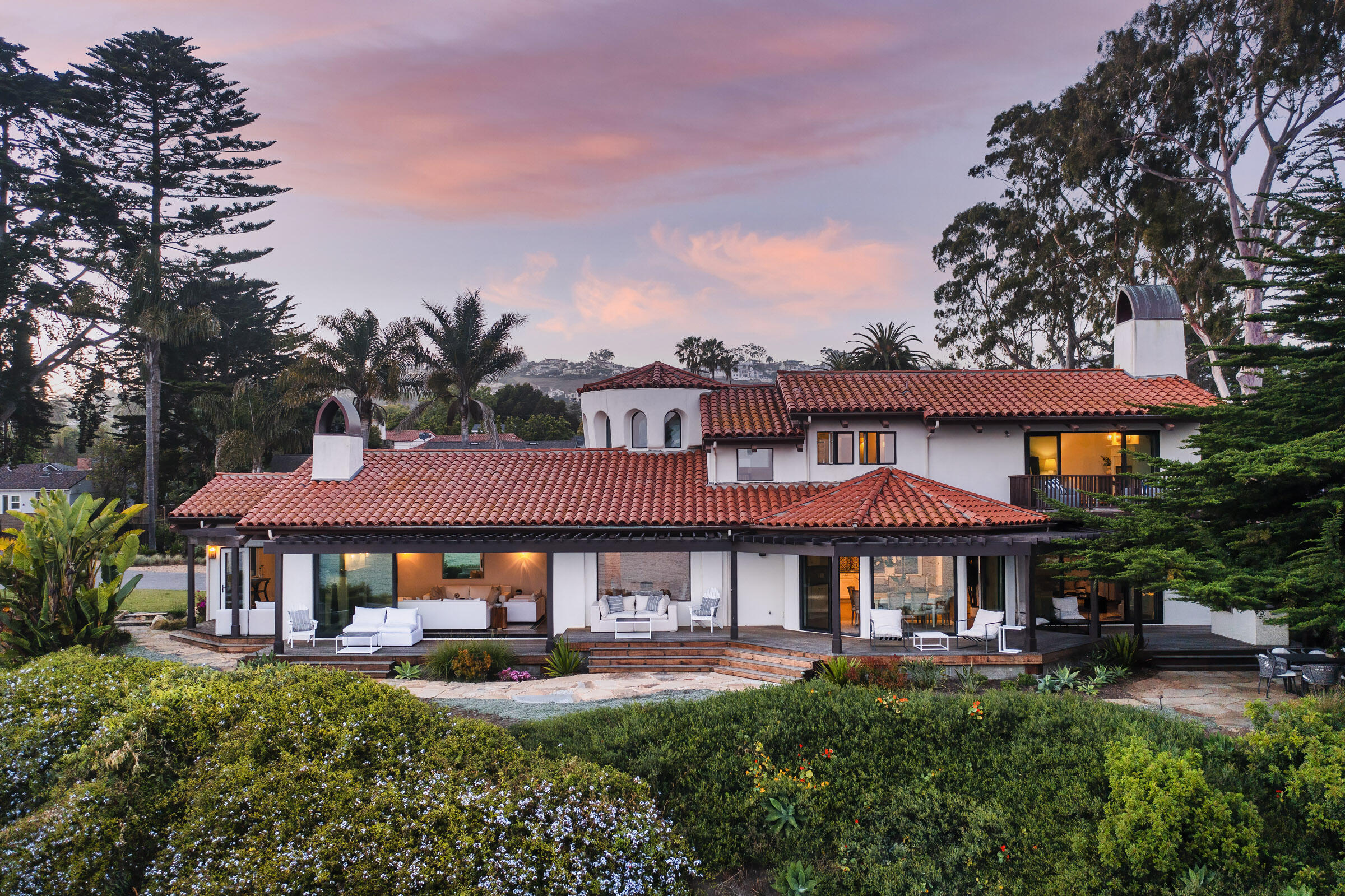 1409 Shoreline Drive