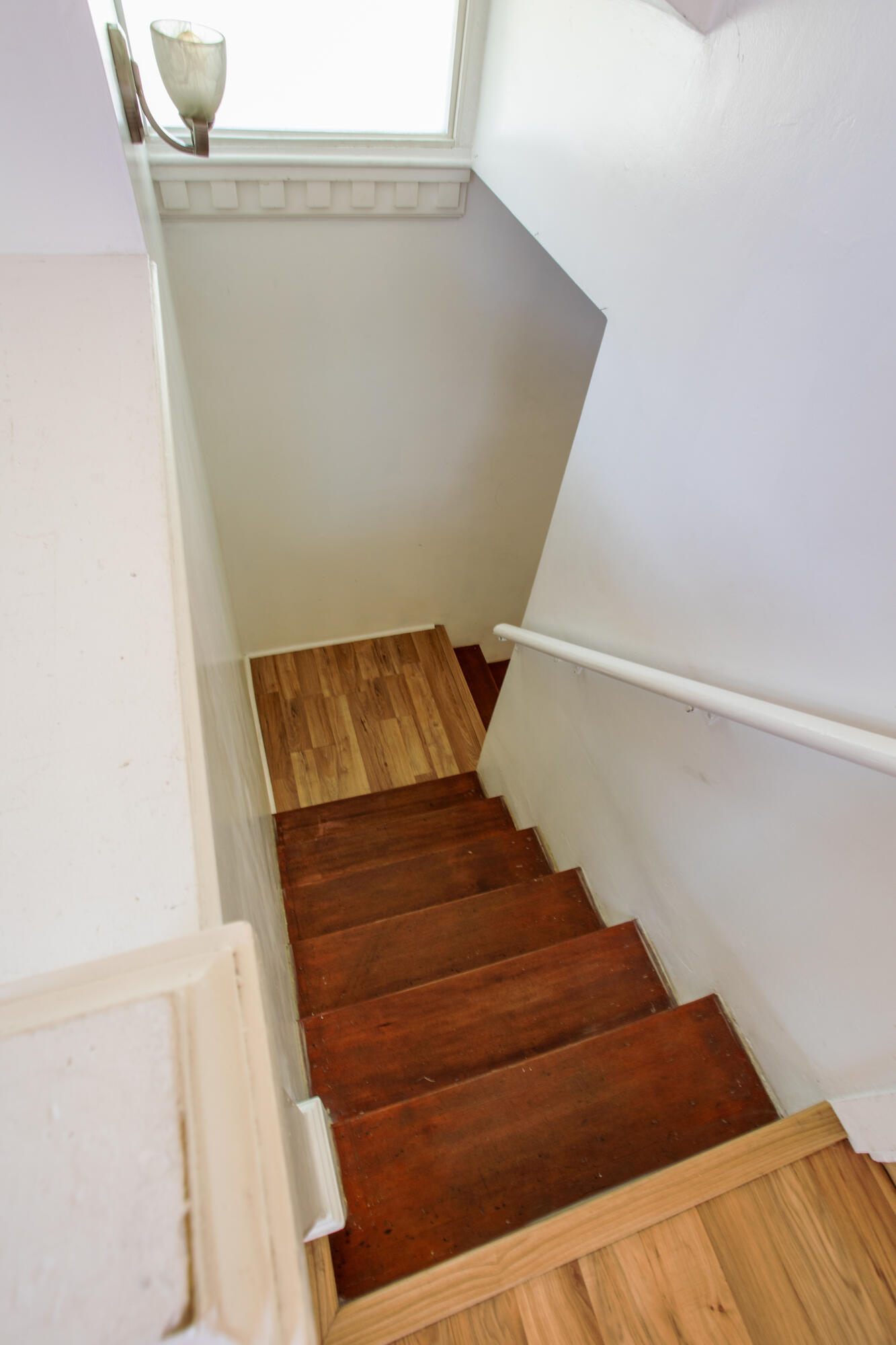 225 W Mission Street