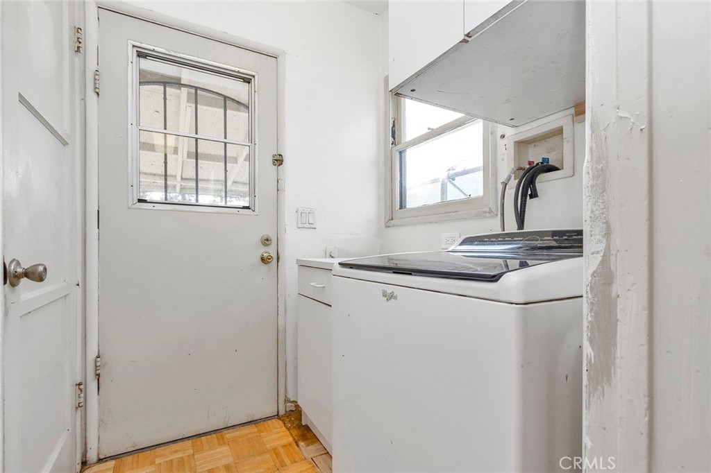 1371 S Bender Avenue