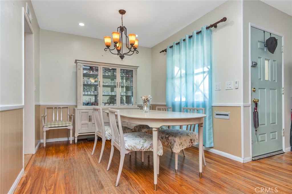 1371 S Bender Avenue