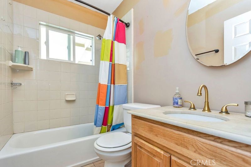 1371 S Bender Avenue