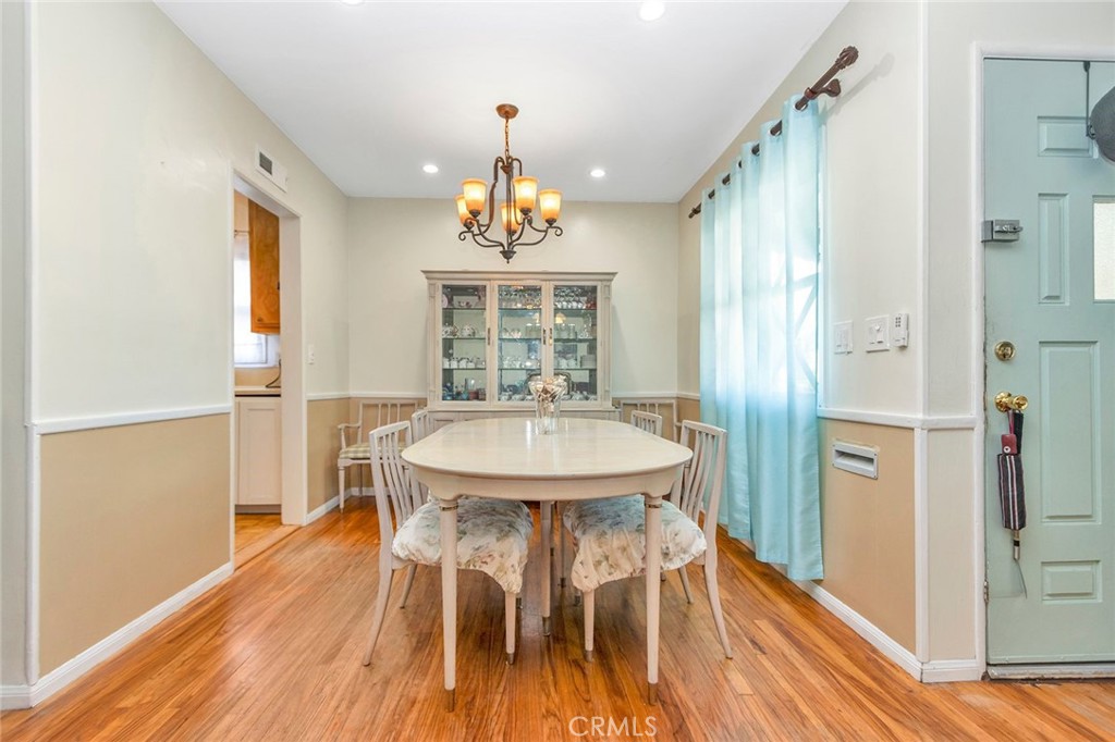 1371 S Bender Avenue