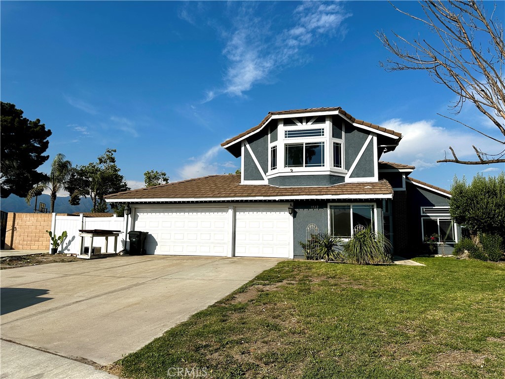 1512 W Sunnyview Dr