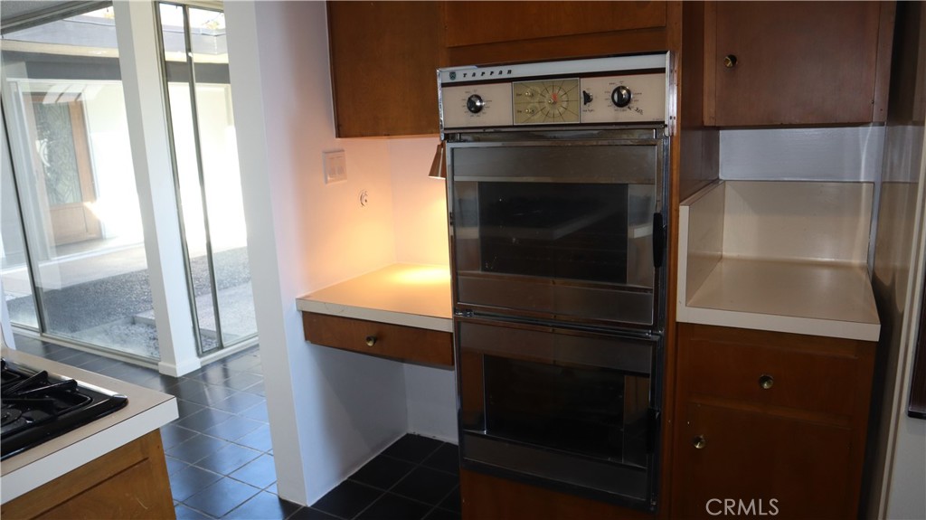 3345 Country Club Drive