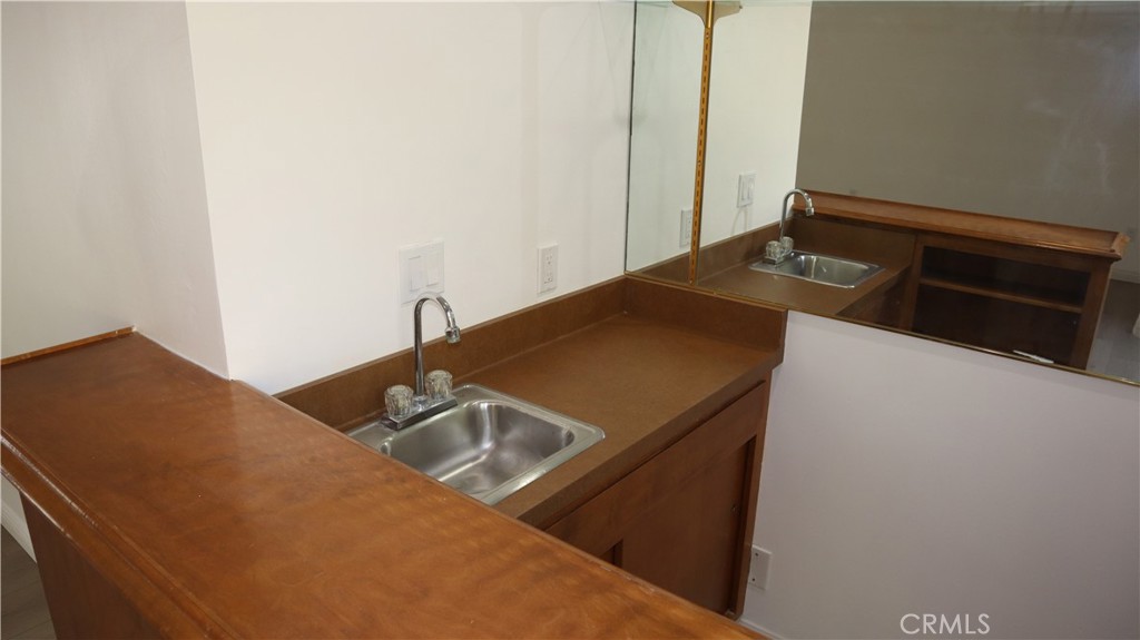 3345 Country Club Drive