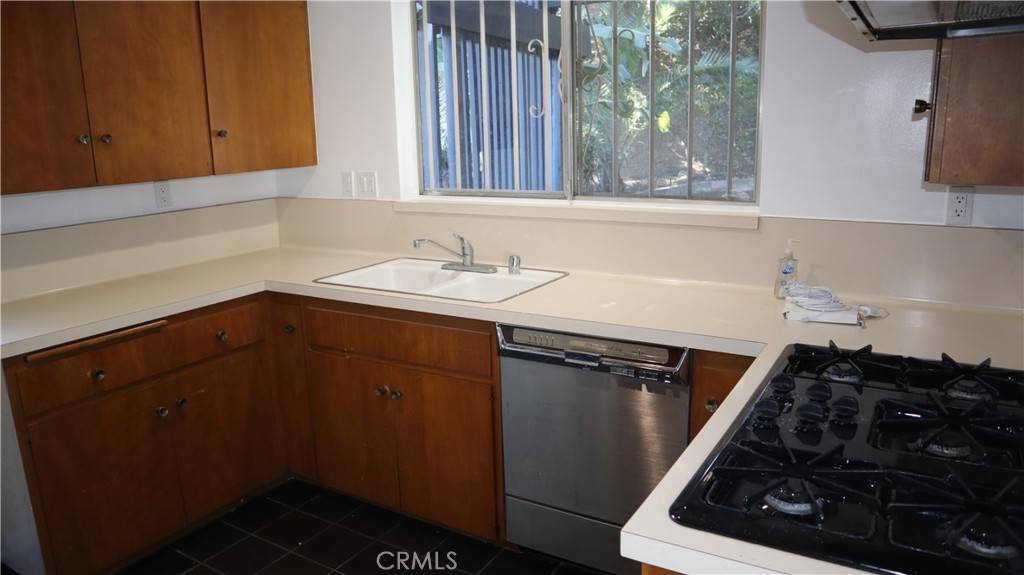 3345 Country Club Drive