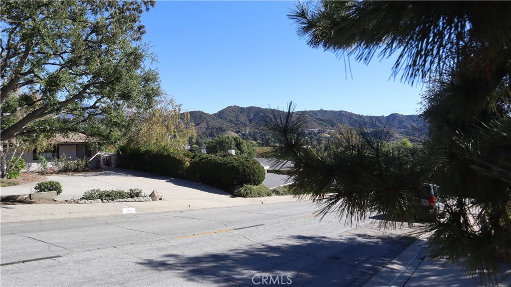 3345 Country Club Drive