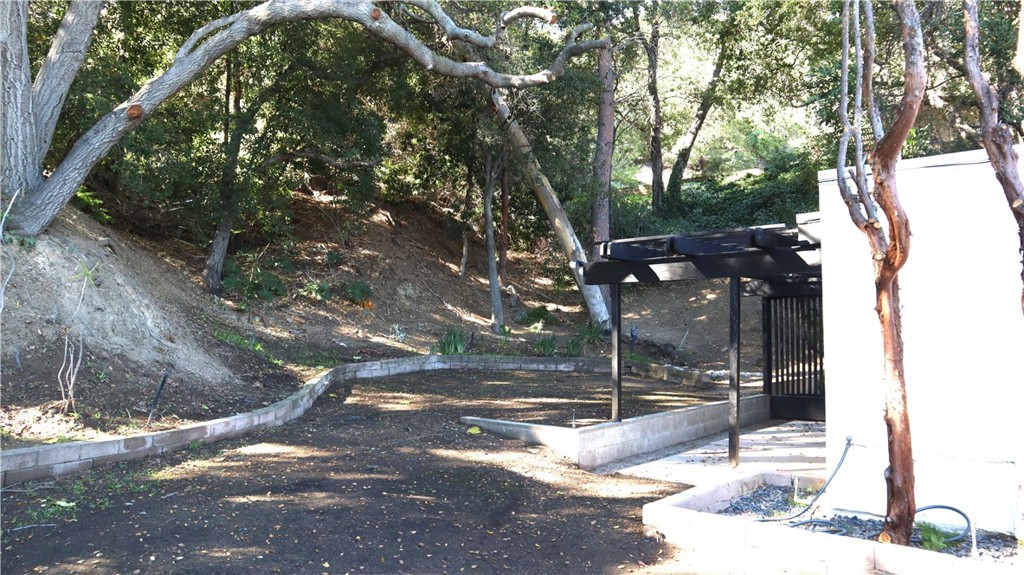 3345 Country Club Drive