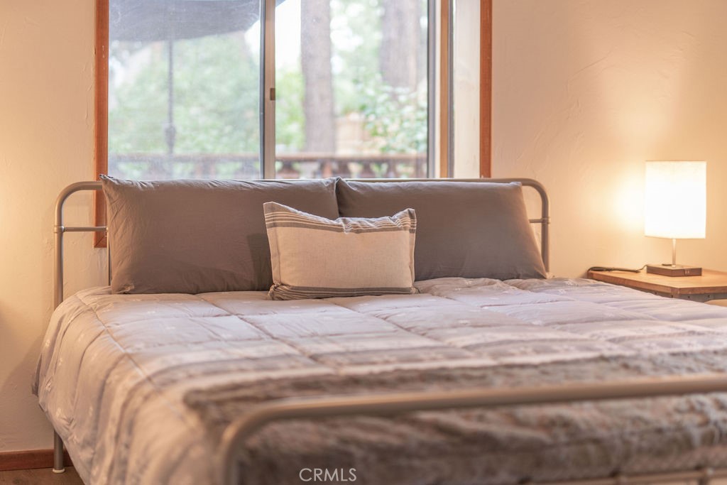 300 Los Angeles Avenue